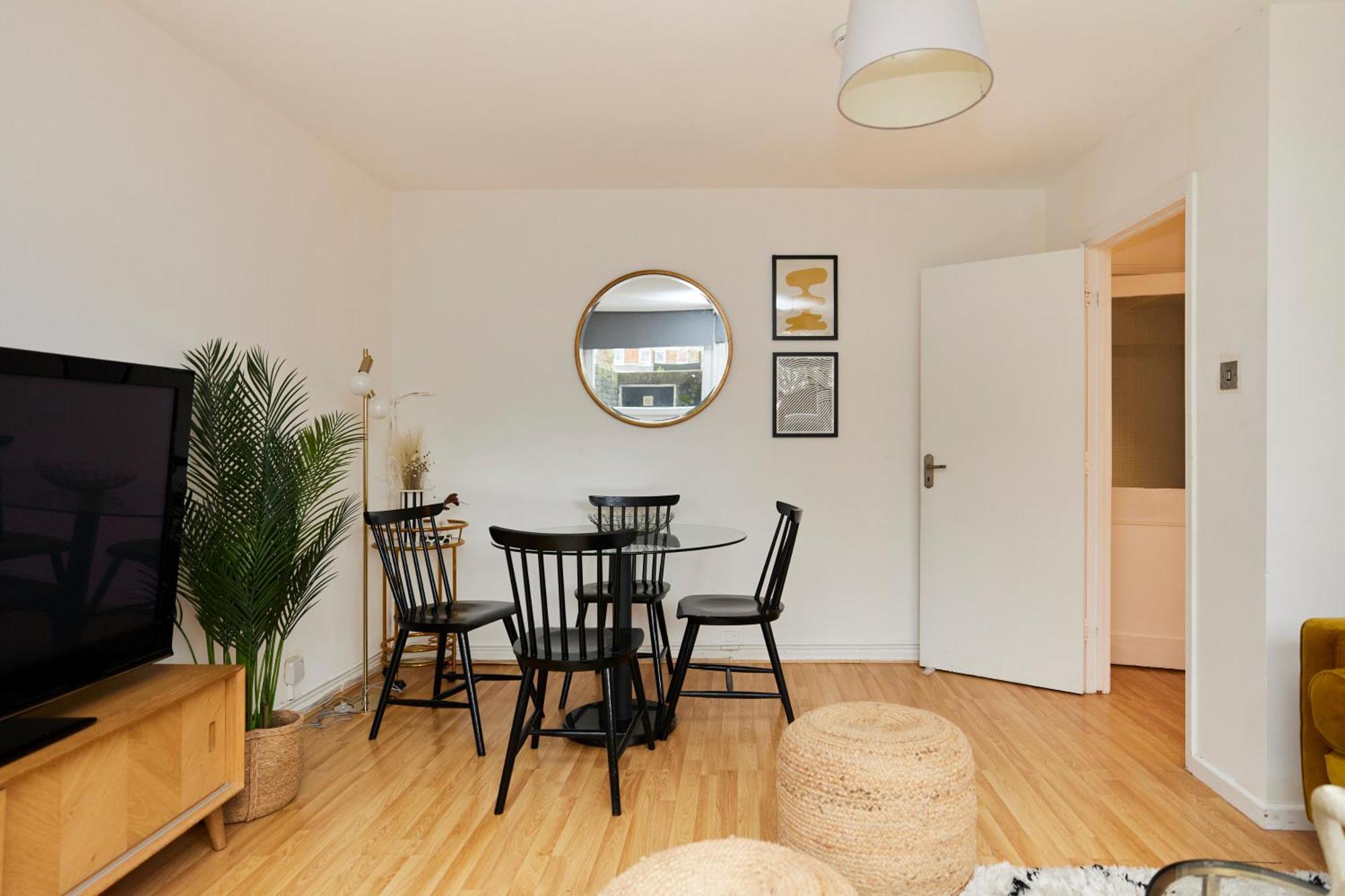 The Kennington Park Crib - Lovely 2Bdr Flat With Garden Лондон Экстерьер фото